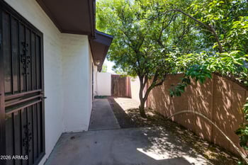 2934 Casa Tomas Ct, Phoenix, AZ 85016