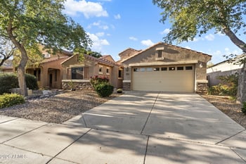 2934 Quiet Hollow Ln, Phoenix, AZ 85024