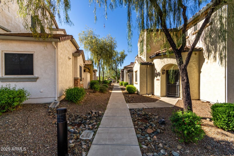 29342 22nd Ave, Phoenix, AZ 85085