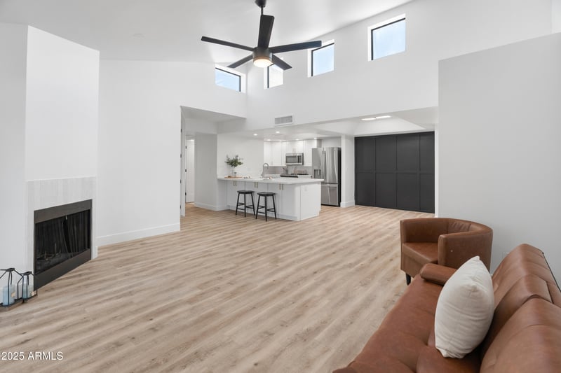2935 68th St #205, Scottsdale, AZ 85251