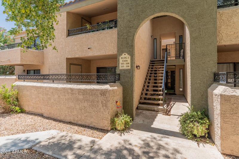 2935 68th St #205, Scottsdale, AZ 85251