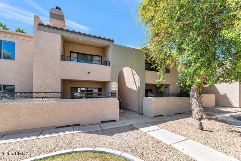 2935 68th St #213, Scottsdale, AZ 85251