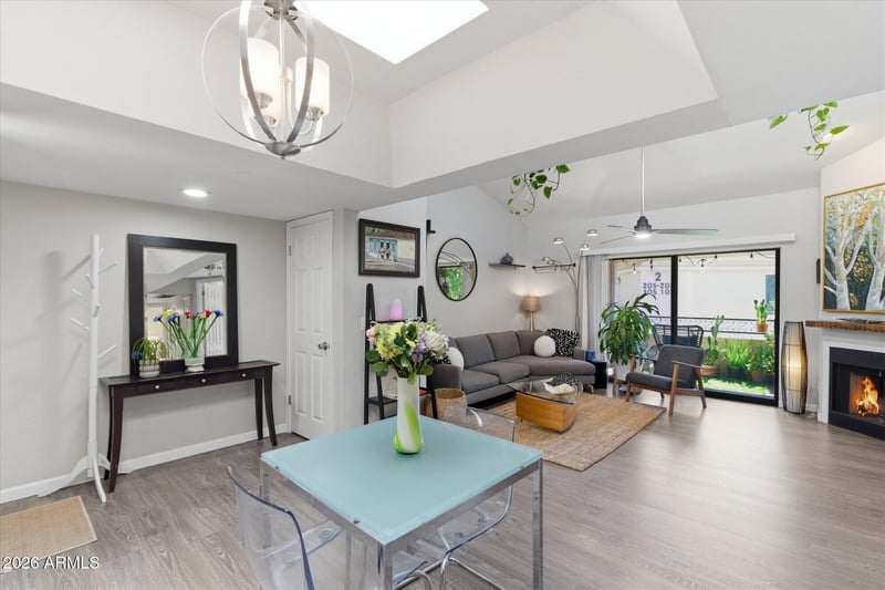 2935 68th St #214, Scottsdale, AZ 85251