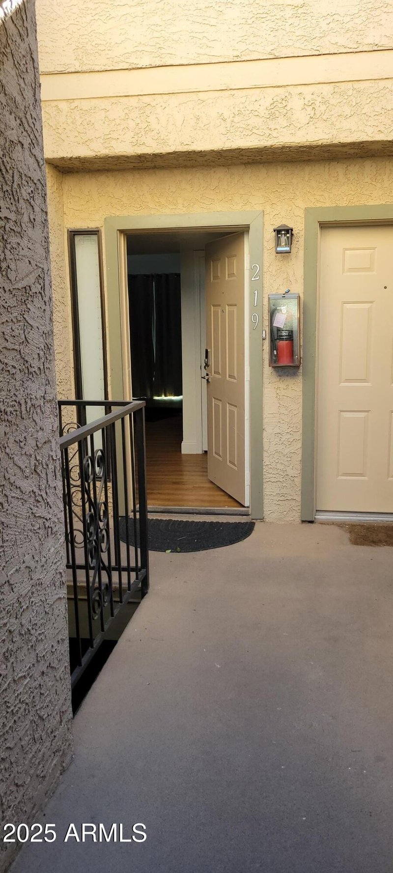 2935 68th St #219, Scottsdale, AZ 85251