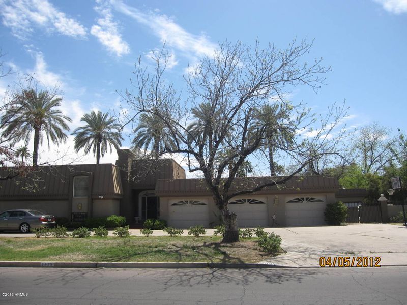 2935 E Clarendon Ave, Phoenix, AZ 85016