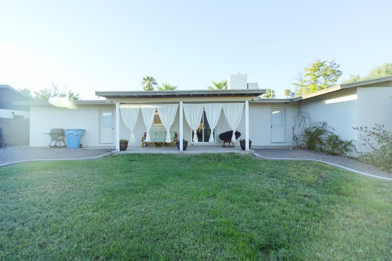 2935 E Larkspur Dr, Phoenix, AZ 85032