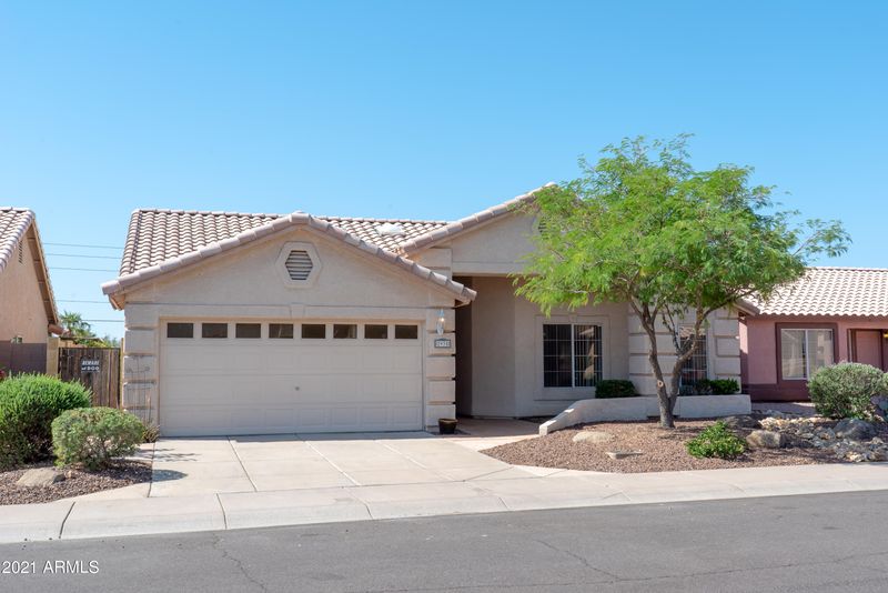 2935 E Pontiac Dr, Phoenix, AZ 85050