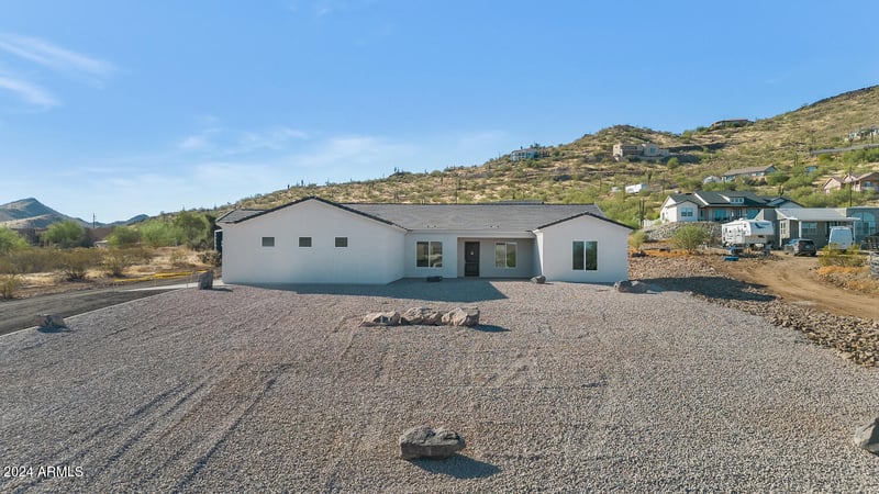 2935 Joy Ranch Rd, Phoenix, AZ 85086
