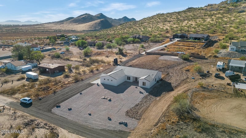 2935 Joy Ranch Rd, Phoenix, AZ 85086