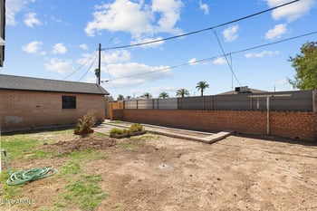 2935 Portland St, Phoenix, AZ 85008