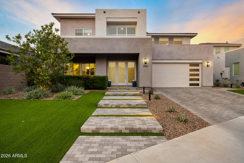 2935 S Sandstone Ct, Gilbert, AZ 85295