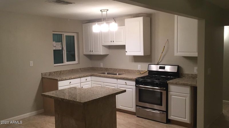 2935 W Roosevelt St, Phoenix, AZ 85009