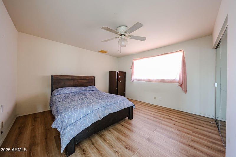 2936 Larkspur Dr, Phoenix, AZ 85029