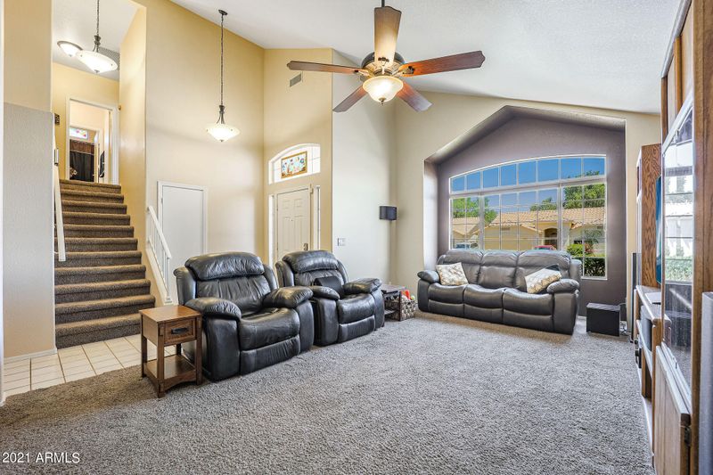 2937 E Blackhawk Dr, Phoenix, AZ 85050