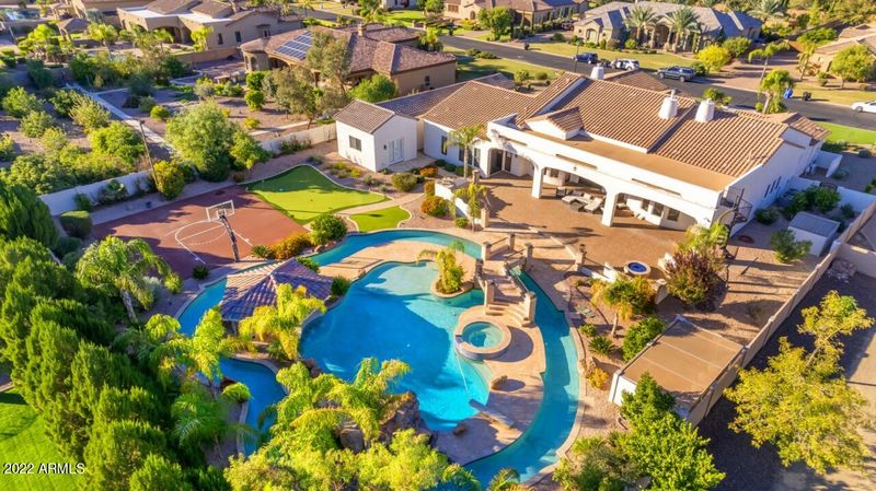 2937 E Latham Way, Gilbert, AZ 85297
