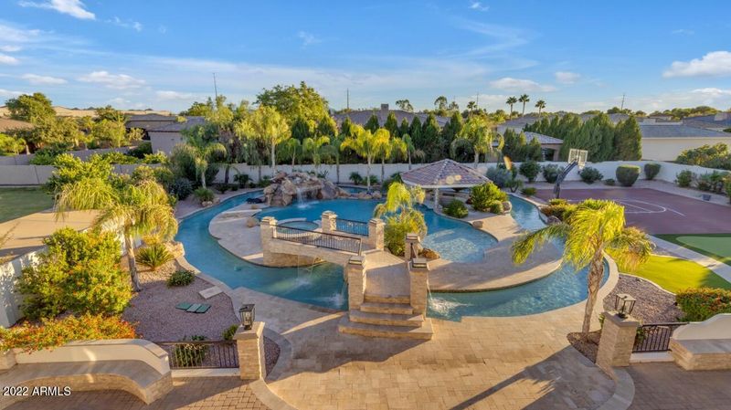 2937 E Latham Way, Gilbert, AZ 85297
