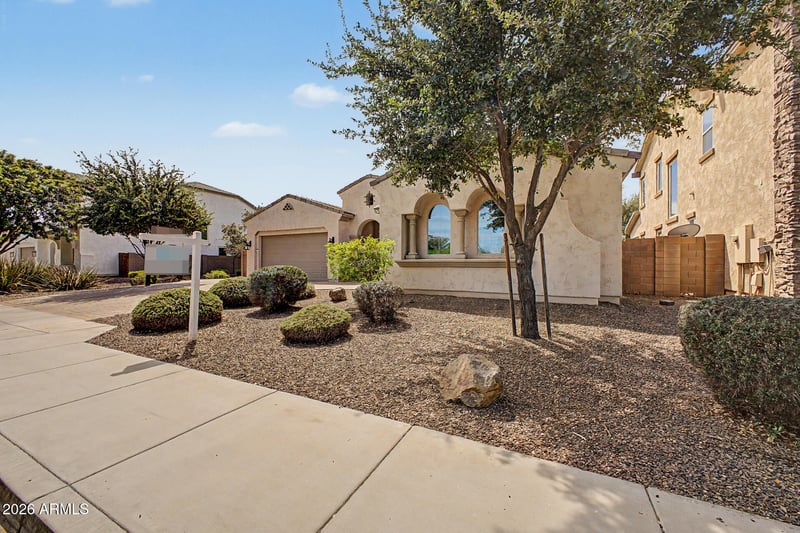 2937 E Longhorn Dr, Gilbert, AZ 85297