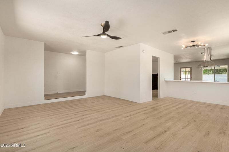 2937 Garnet Cir, Mesa, AZ 85204
