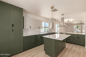 2937 Garnet Cir, Mesa, AZ 85204