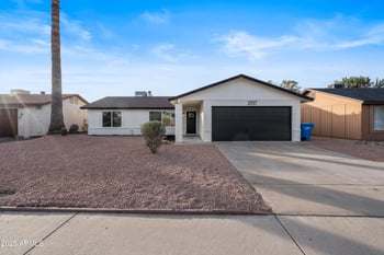 2937 Libby St, Phoenix, AZ 85032