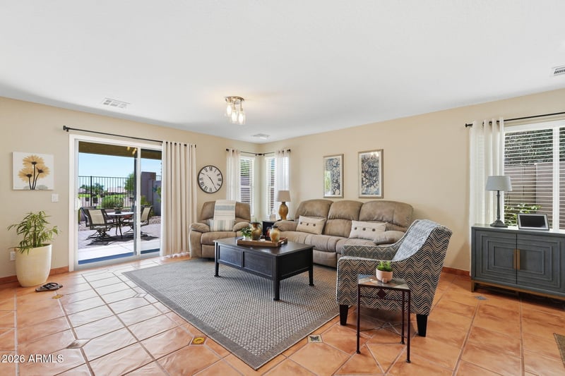 29373 N Yellow Bee Dr, San Tan Valley, AZ 85143
