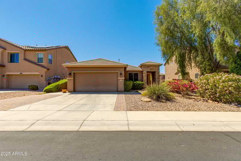 29374 68th Ln, Peoria, AZ 85383