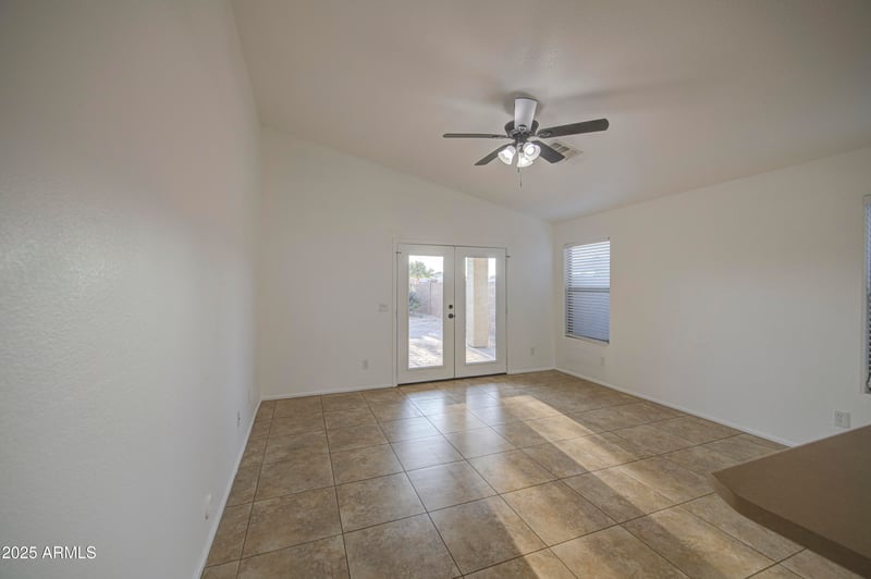 29384 Rosewood Dr, San Tan Valley, AZ 85143