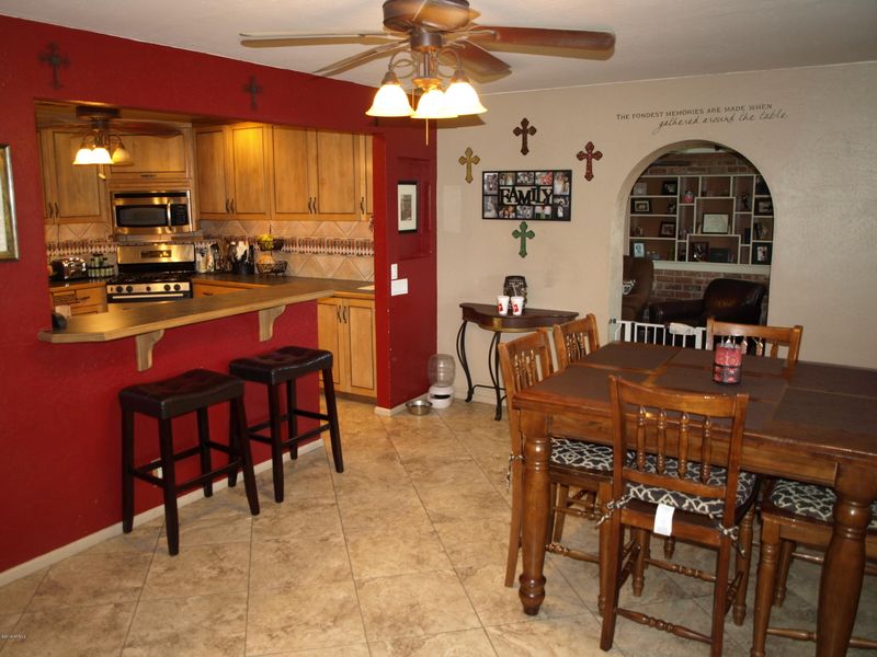 2939 E Grovers Ave, Phoenix, AZ 85032