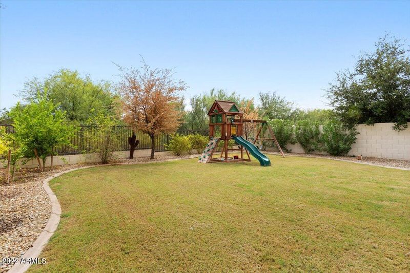 2939 E Quiet Hollow Ln, Phoenix, AZ 85024