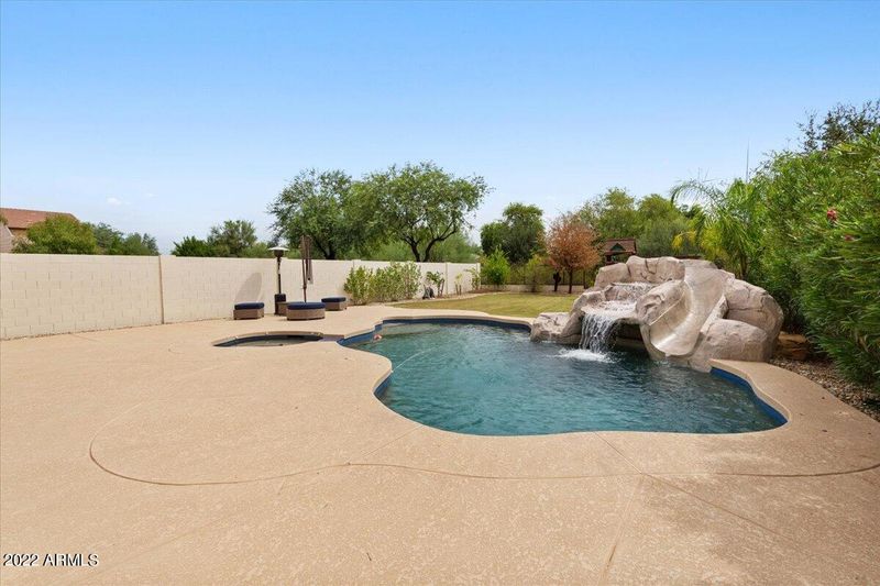 2939 E Quiet Hollow Ln, Phoenix, AZ 85024