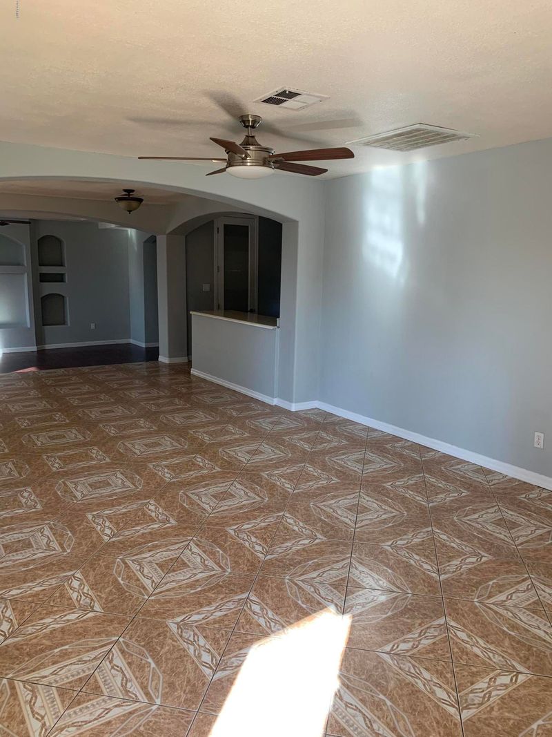 2939 N 39th Ave, Phoenix, AZ 85019