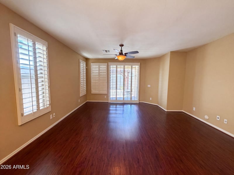 29398 67th Dr, Peoria, AZ 85383
