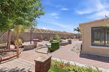 29399 67th Ave, Peoria, AZ 85383