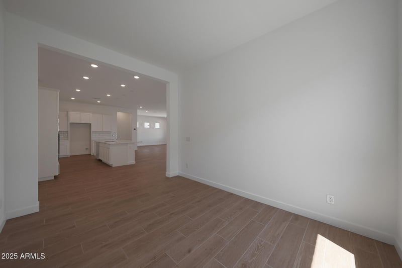 294 Flax Dr, San Tan Valley, AZ 85140