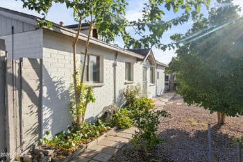 2940 81st Dr, Phoenix, AZ 85033