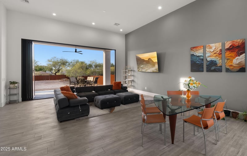 2940 South Mountain Ave, Phoenix, AZ 85042