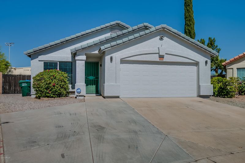 2940 W Lone Cactus Dr, Phoenix, AZ 85027