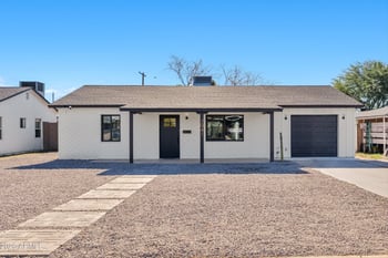 2941 Cheery Lynn Rd, Phoenix, AZ 85016