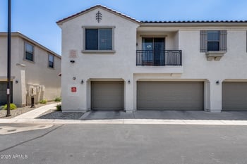 2941 Darrow St, Phoenix, AZ 85042