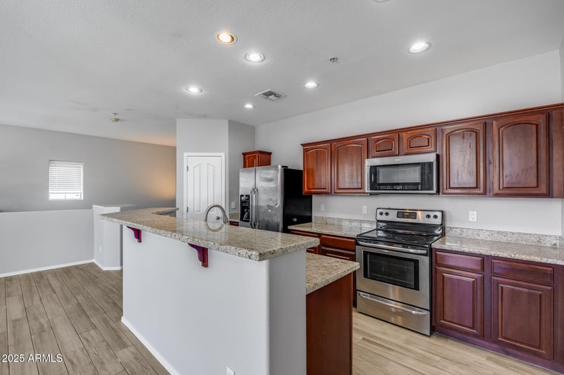 2941 Darrow St, Phoenix, AZ 85042