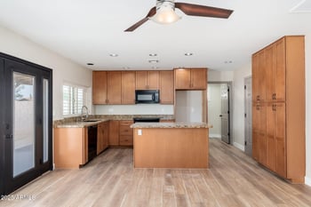 2941 Michigan Ave, Phoenix, AZ 85053