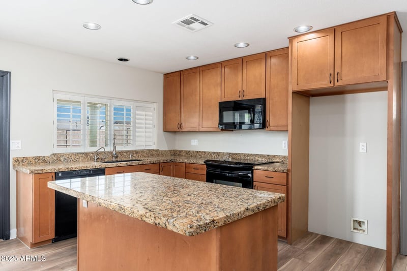 2941 Michigan Ave, Phoenix, AZ 85053