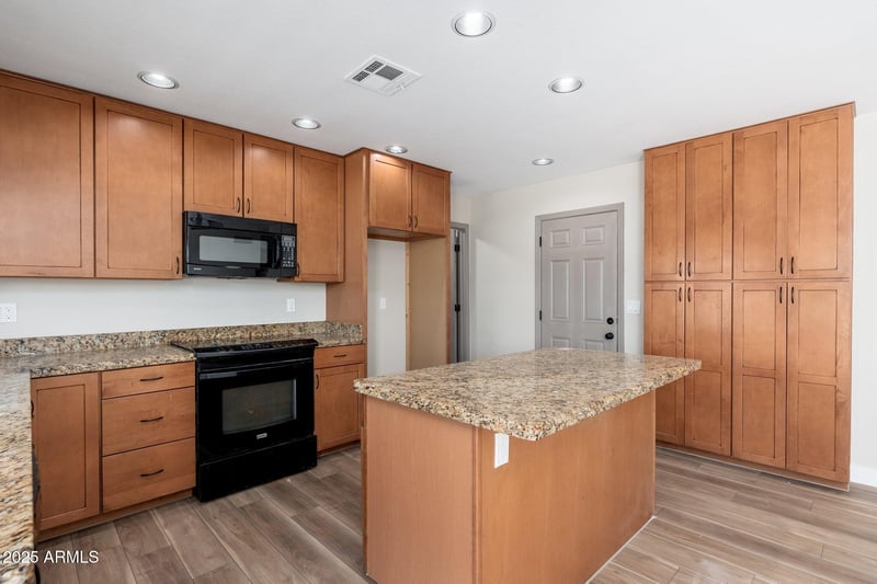 2941 Michigan Ave, Phoenix, AZ 85053