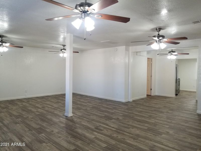 2941 W Adams St, Phoenix, AZ 85009