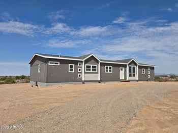 2942 333rd Ave, Tonopah, AZ 85354