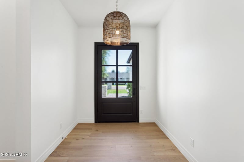 2942 47th Pl, Phoenix, AZ 85018