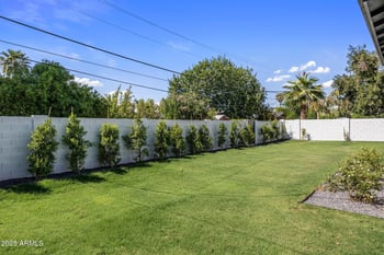 2942 47th Pl, Phoenix, AZ 85018