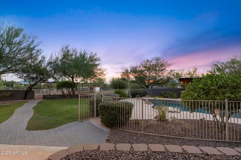 29424 66th St, Cave Creek, AZ 85331