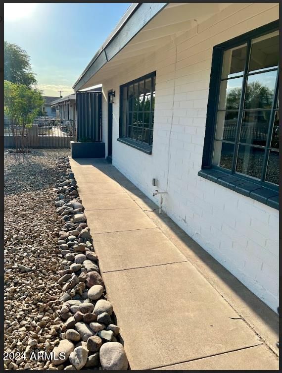 2943 W Highland Ave, Phoenix, AZ 85017