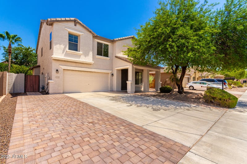29433 68th Ln, Peoria, AZ 85383